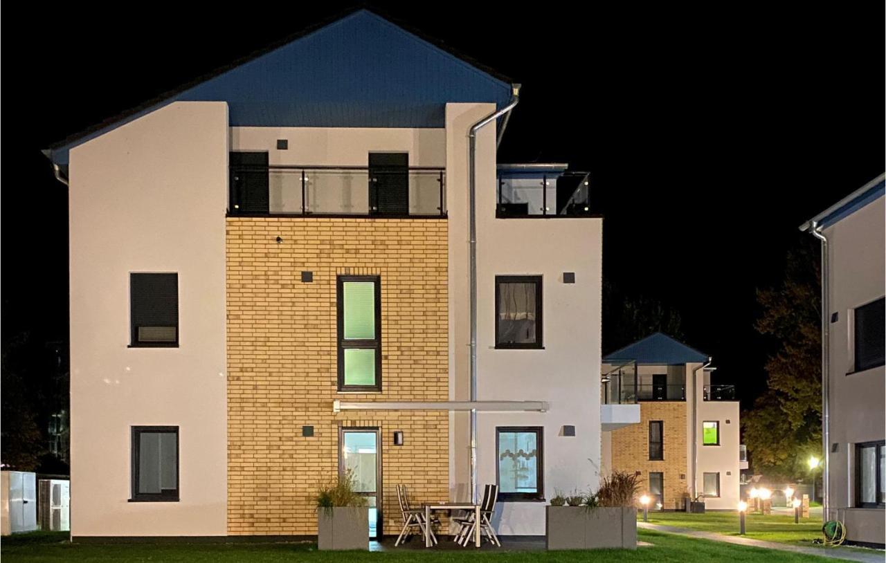 2 Bedroom Cozy Apartment In Rechlin Bagian luar foto
