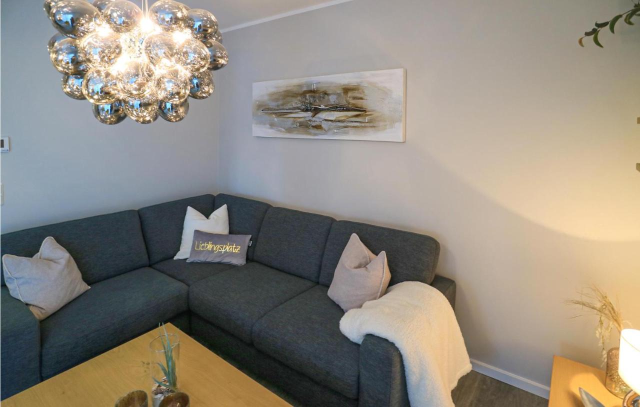 2 Bedroom Cozy Apartment In Rechlin Bagian luar foto