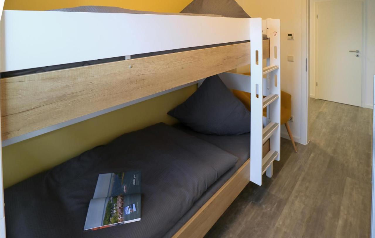2 Bedroom Cozy Apartment In Rechlin Bagian luar foto